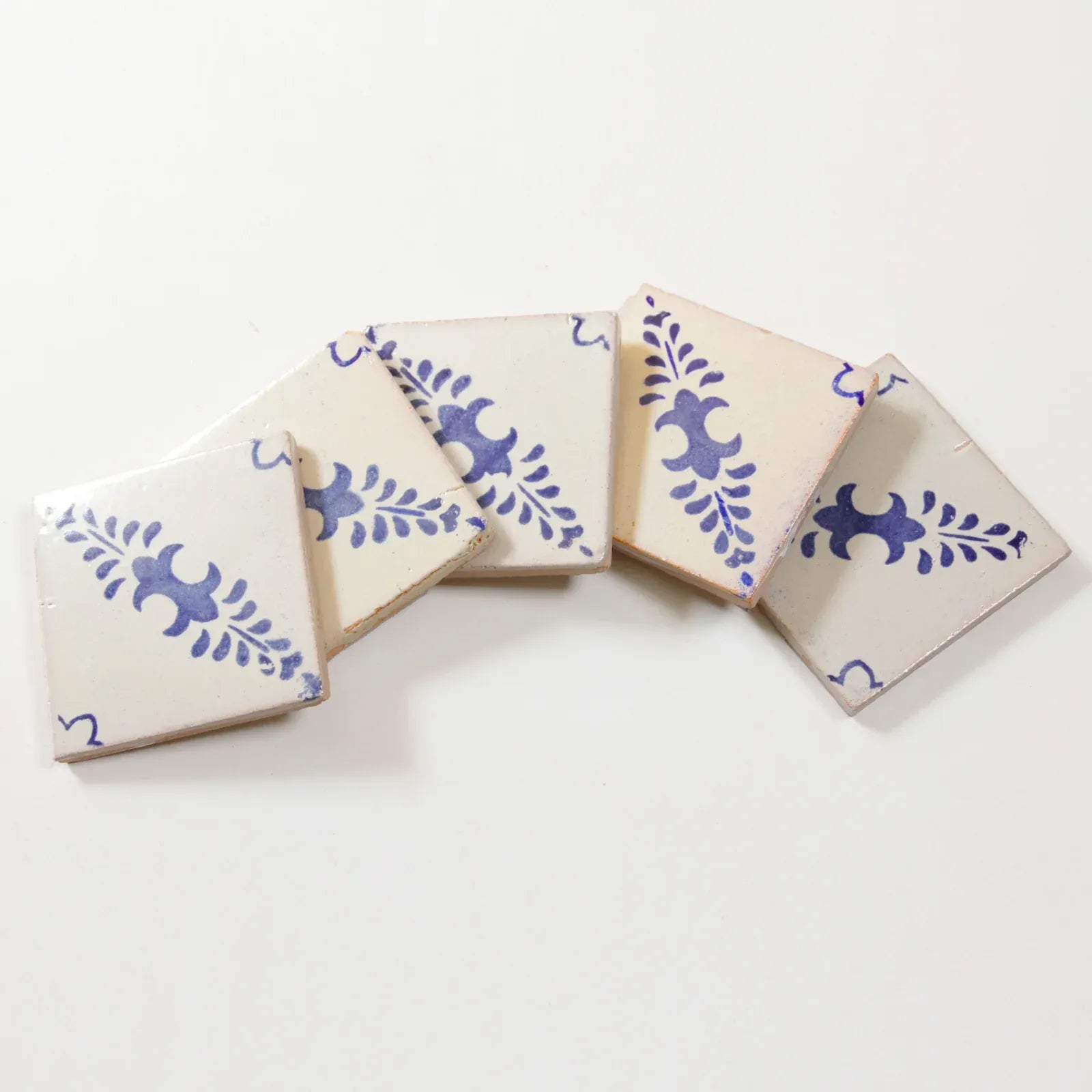 Tiles of Ezra - Amano - Hoja Chocolate-4x4 (Carton)