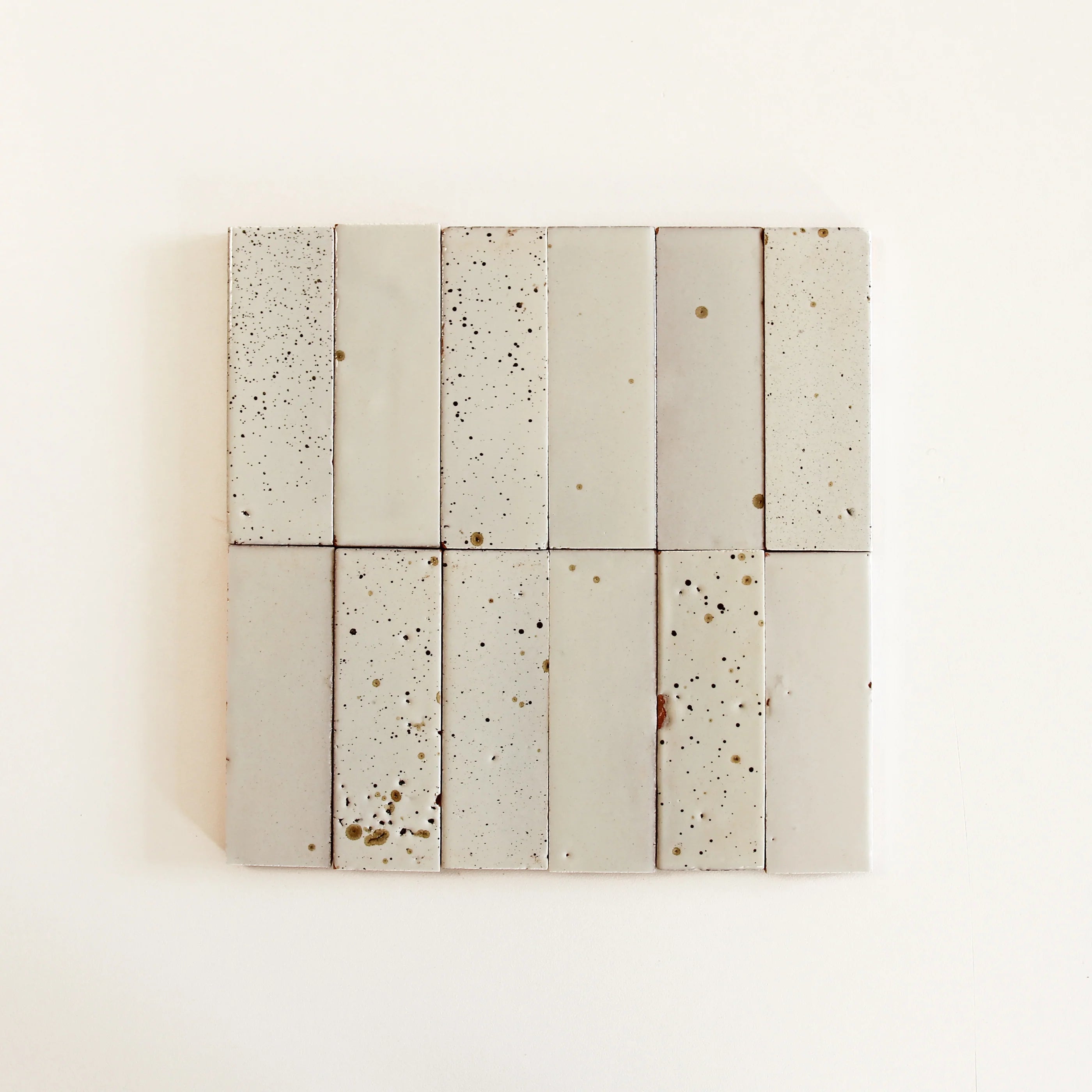 Tiles of Ezra Moroccan Tierra - Nieve Punto 6 x 2 (Carton)
