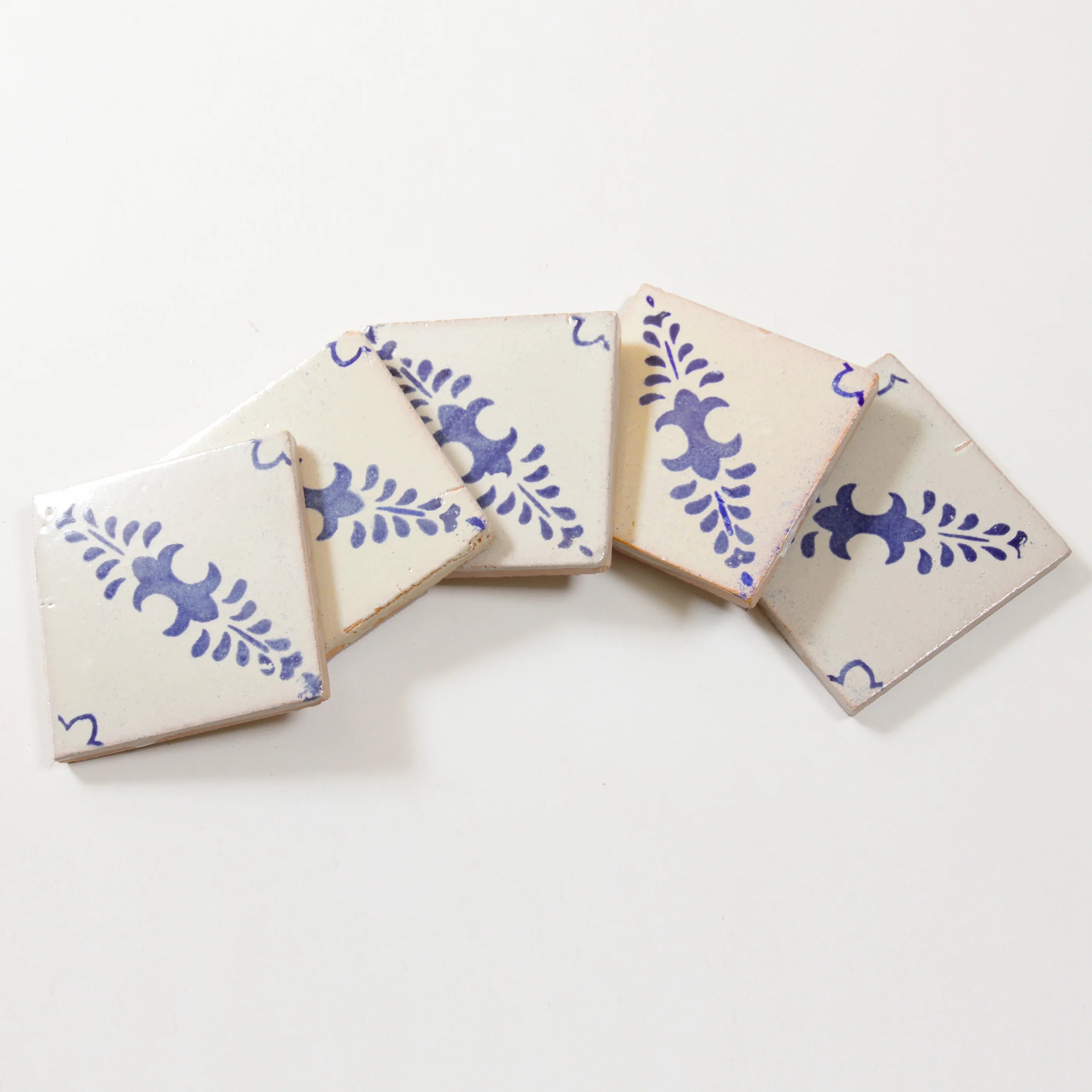 Tiles of Ezra - Amano - Hoja Azul-4x4 (Carton)