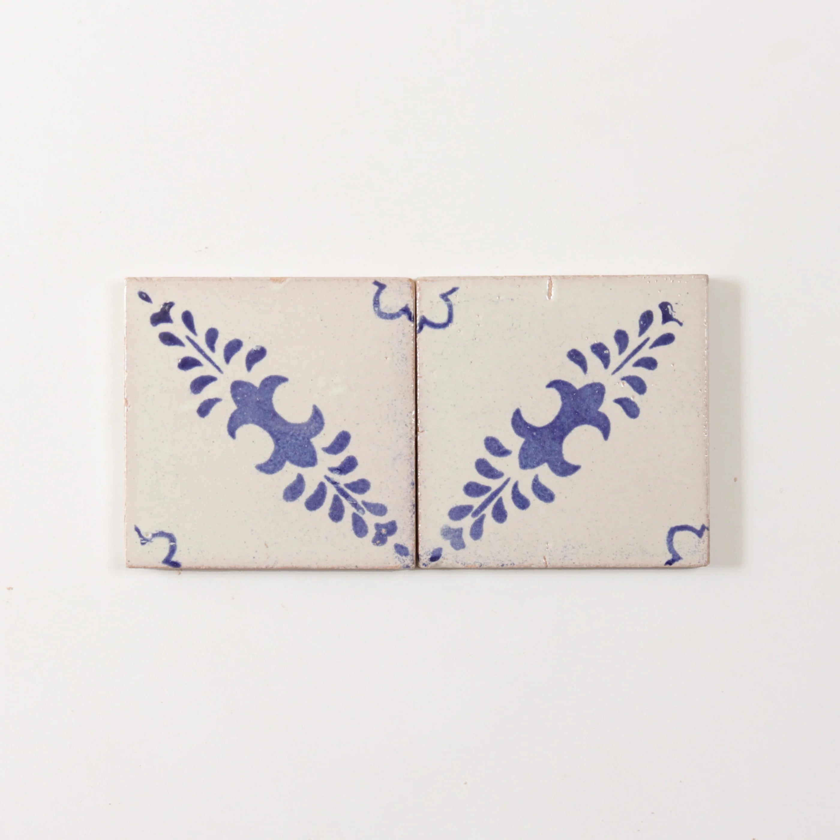 Tiles of Ezra - Amano - Hoja Azul-4x4 (Carton)