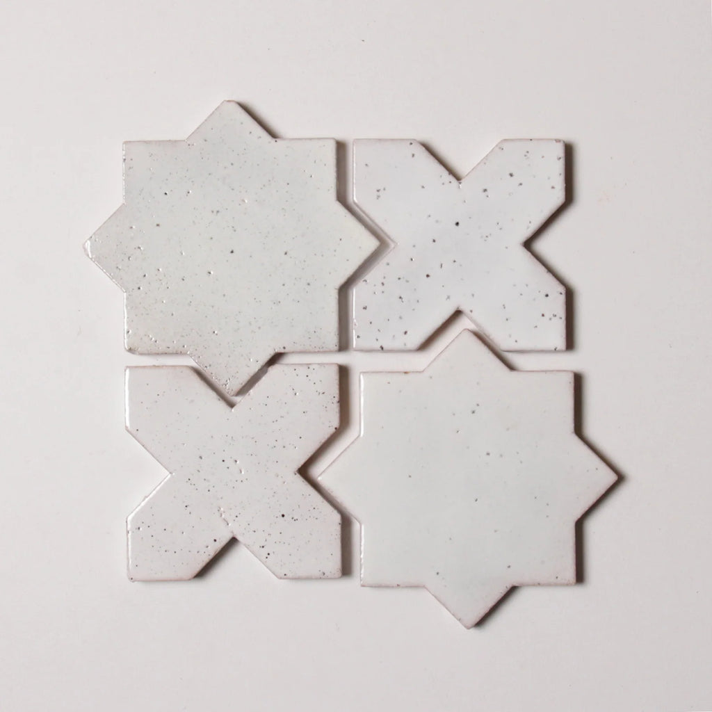 Tiles of Ezra Moroccan Tierra - Stars & Crosses - Nieve Punto (Carton)