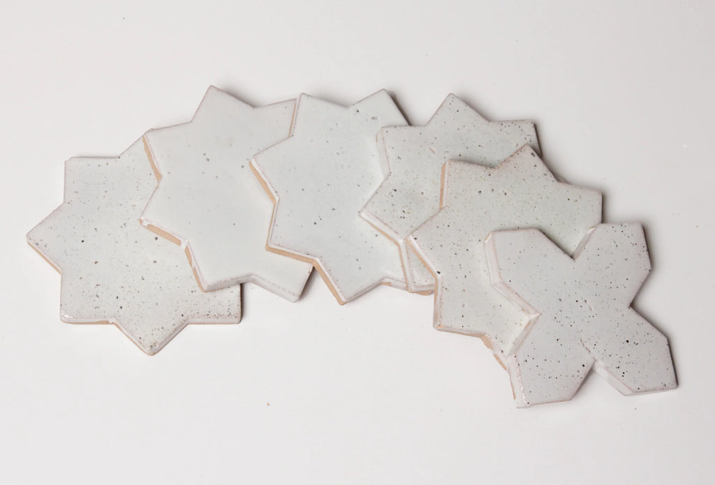 Tiles of Ezra Moroccan Tierra - Estrela Nieve Punto 4.25 x 4.25