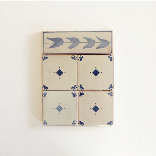 Tiles of Ezra - Amano Border - Tulip Azul 4 x 3 (Carton)